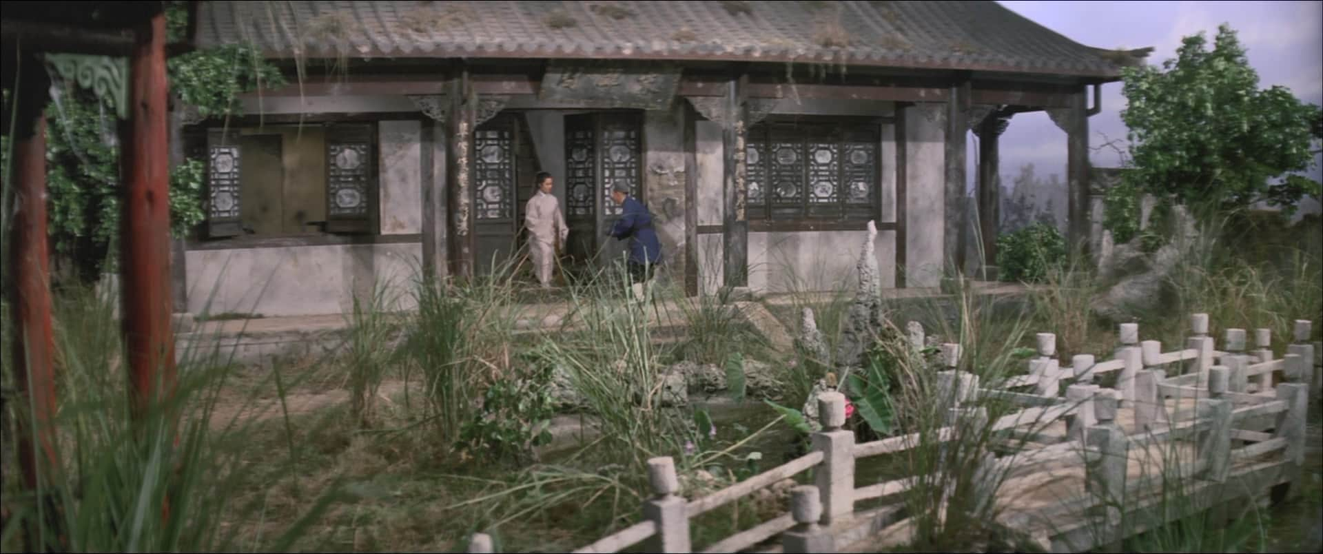 鬼屋丽人.The.Enchanting.Ghost.1970.GBR.BluRay.1080p.x264.AC3-GTR.mkv_20230801_13.jpg