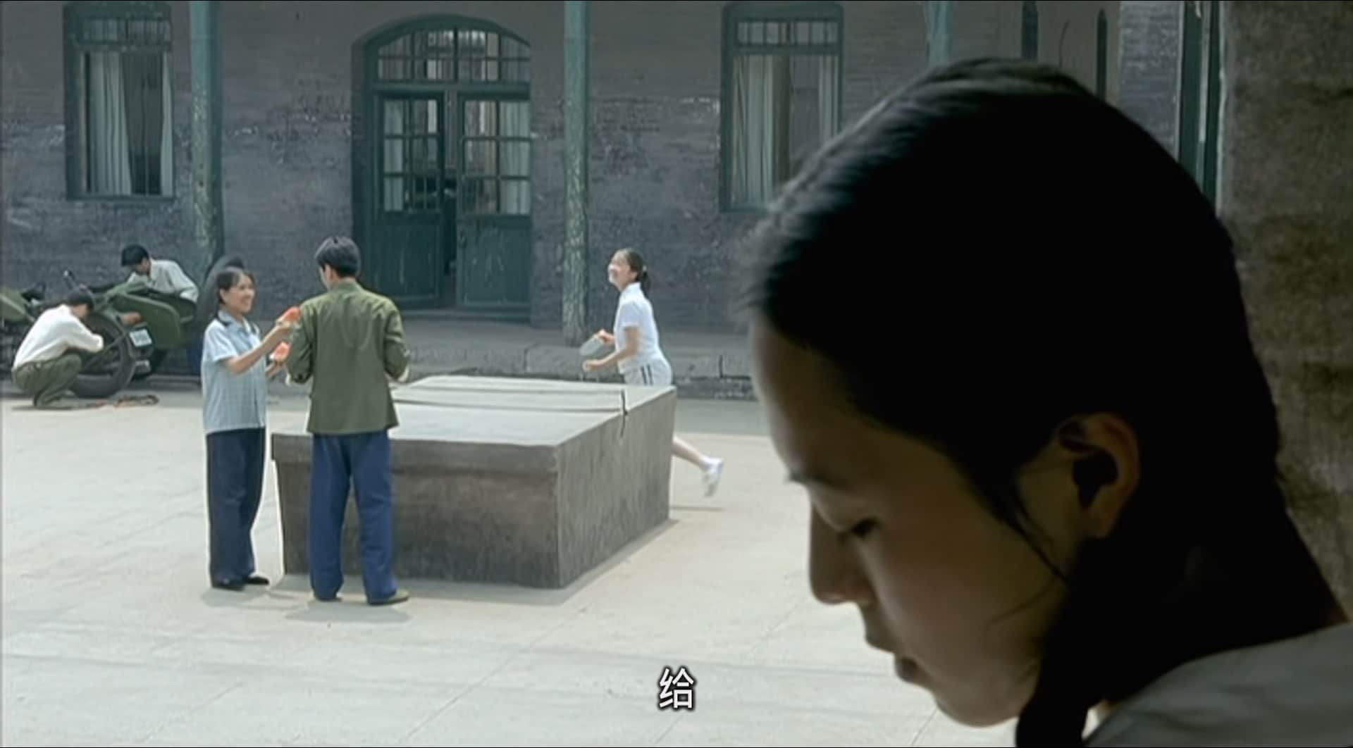 孔雀.Peacock.2005.1080p.WEBrip.x265.10bit.AC3￡cXcY@FRDS.mkv_20230827_200918.846.jpg