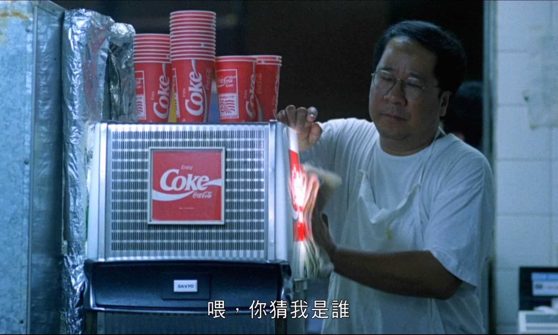 Chungking.Express.1994.CC.BluRay.1080p.x265.10bit.2Audio.MNHD-FRDS.mkv_20230903_.jpg