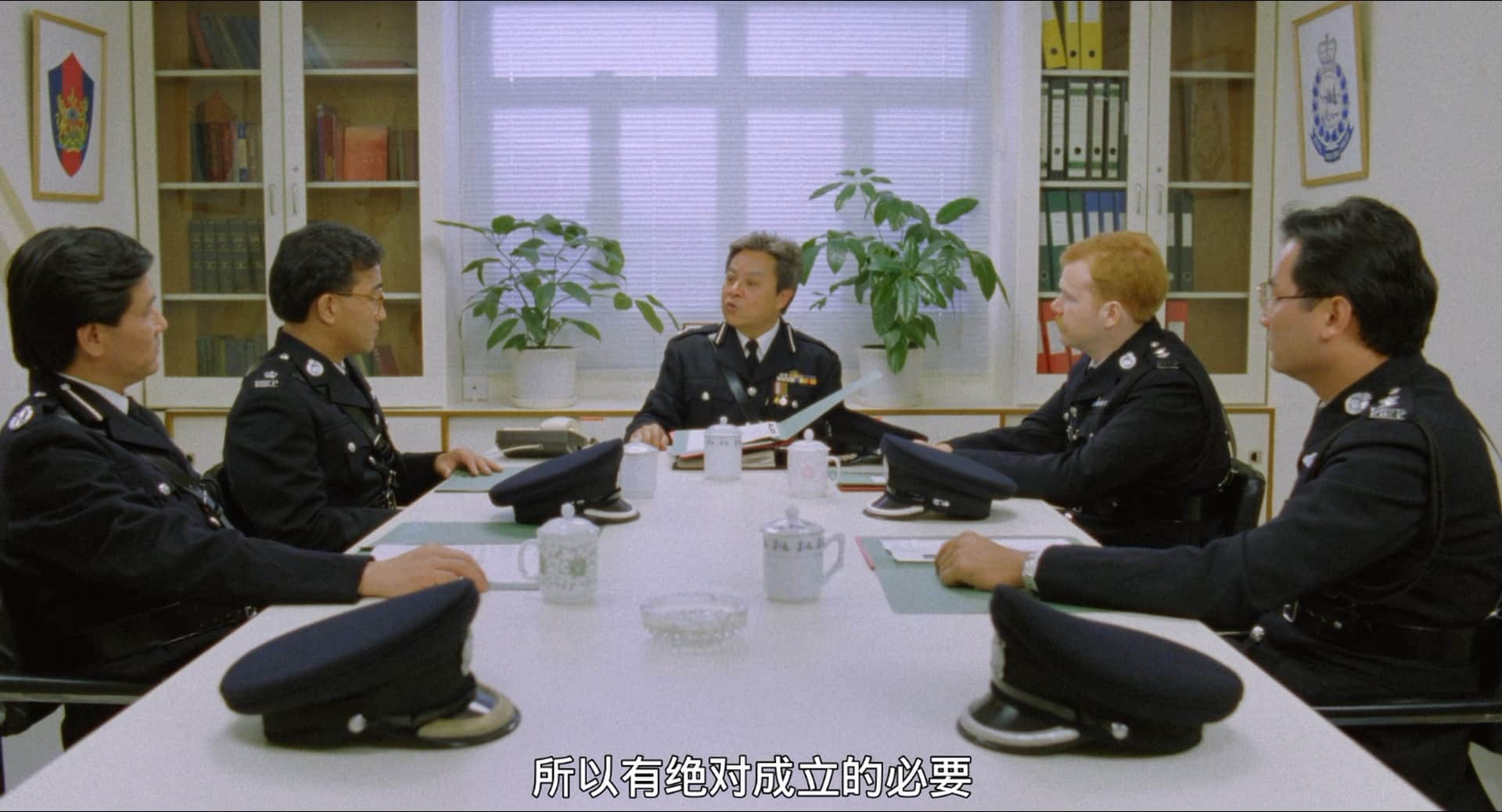 The.Inspector.Wears.Skirts.1988.BluRay.1080p.2Audio.AC3.x265.10bit-BeiTai.mkv.ba.jpg